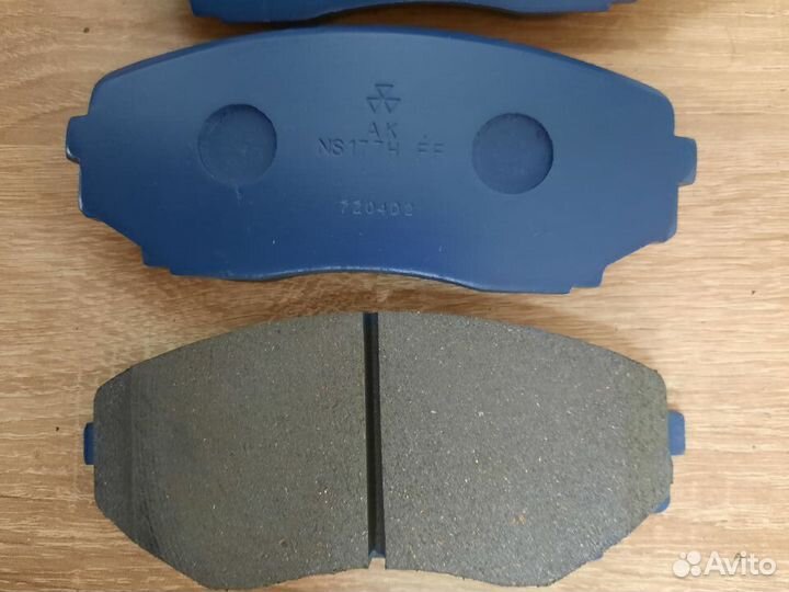 Колодки тормозные передние