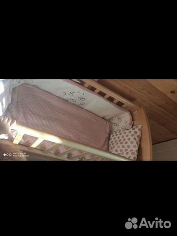 Детская кроватка люлька с маятником