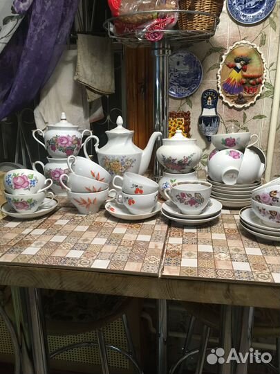 Чайные пары и блюдца, супница