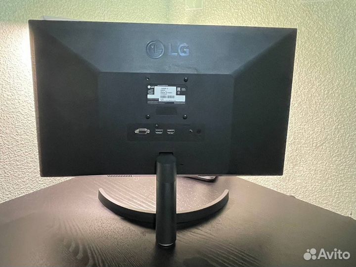 Монитор LG 24MK600M