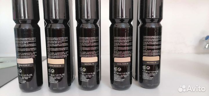 Жидкий тональный с хайлайтером kiko skin tone