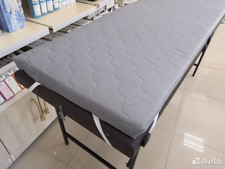 Матрас на кушетку для наращивания