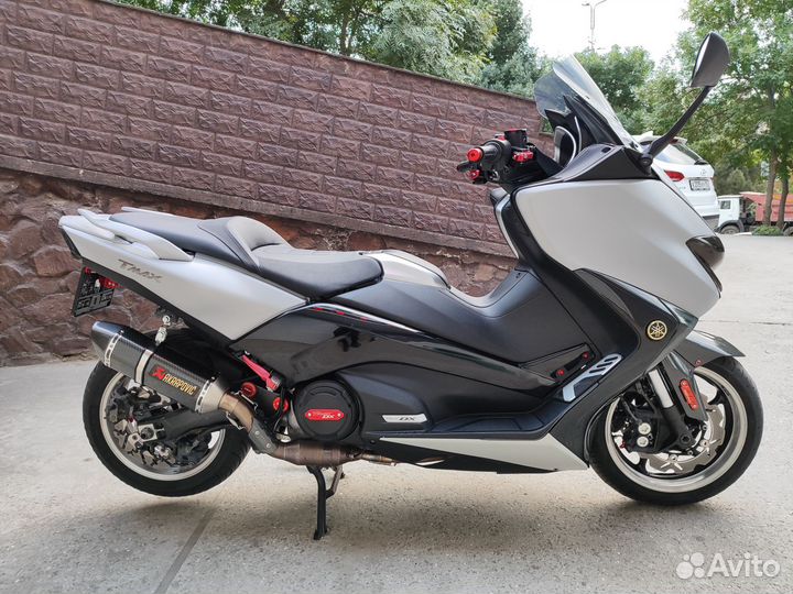 Yamaha tmax (XP530D-A)