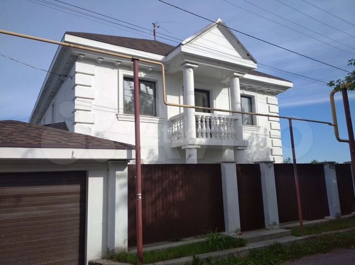 Дом 293 м² на участке 9,2 сот.