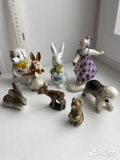 Статуэтки заяц, собака, бегемот, петушок, медведь