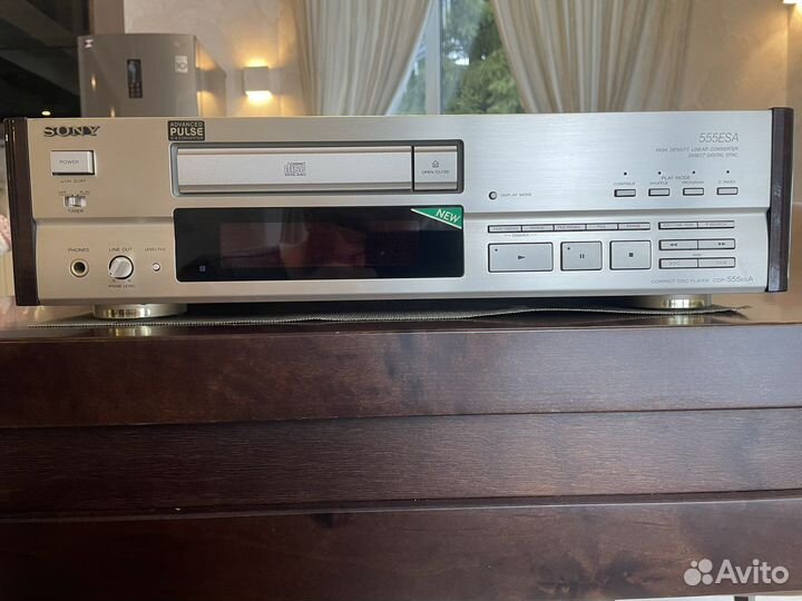 Sony CDP-555ESA