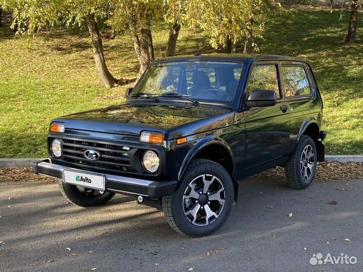 LADA 4x4 (Нива) 1.7 МТ, 2023, 14 км
