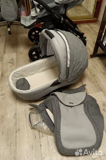 Коляска 2 в 1 adamex