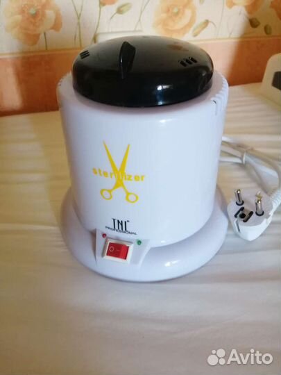 Стерилизатор для маникюрных инструментов