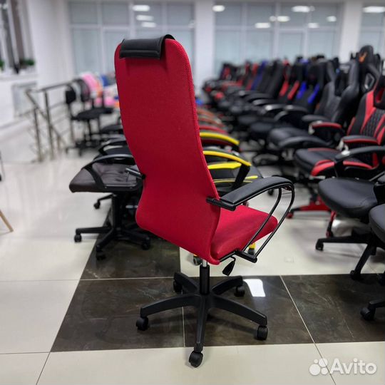 Компьютерное кресло