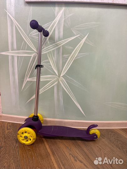 Самокат детский трехколесный