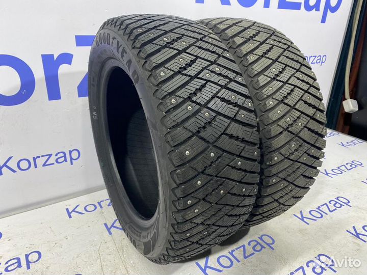 Goodyear Ultragrip Ice Arctic 215/55 R16 97T