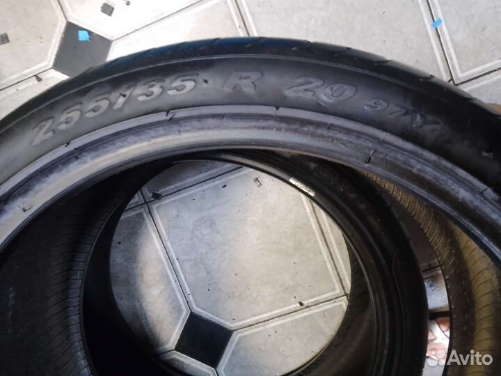 Pirelli P Zero Asimmetrico 255/35 R20 97Y