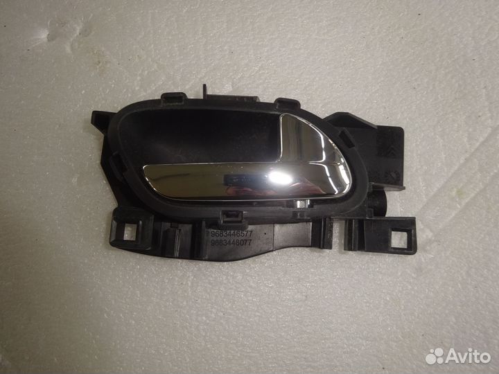 Ручка двери правая внутренняя Citroen C3 Picasso