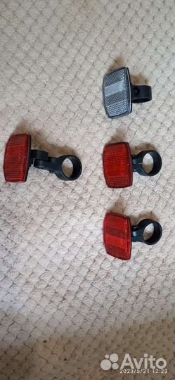 Светоотражатель, катафот для велосипеда