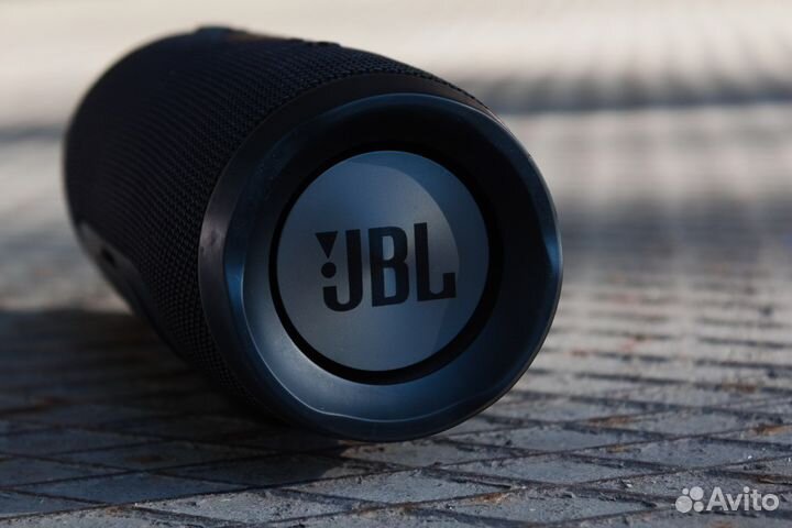 Колонка jbl charge 3