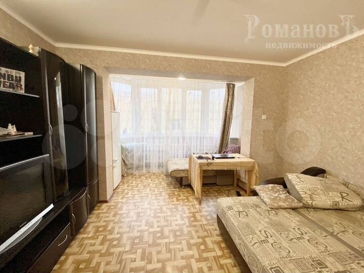 2-к. квартира, 57 м², 4/10 эт.