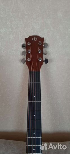 Гитара акустическая