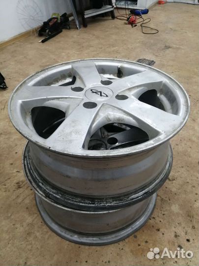 Колесные диски r15