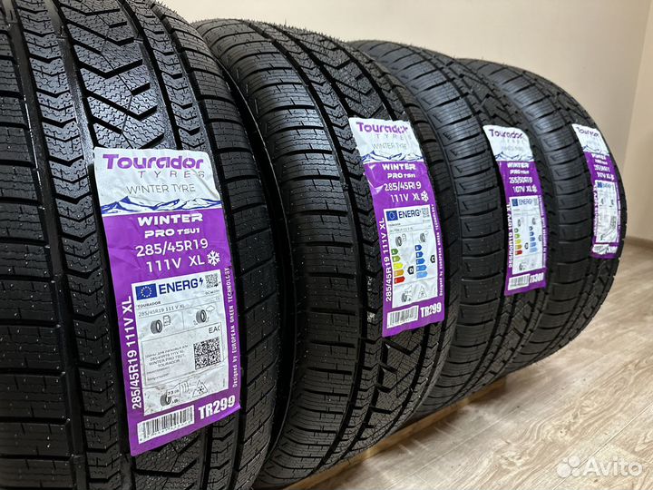 Tourador Winter Pro TSU1 255/50 R19 и 285/45 R19 106V