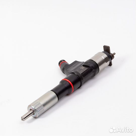 Топливная форсунка denso 095000-6701