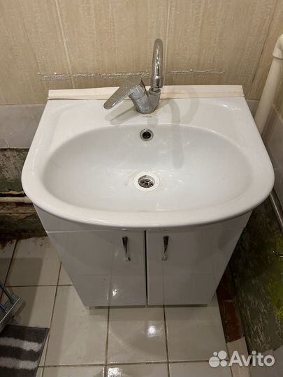 Тумба для ванной бу