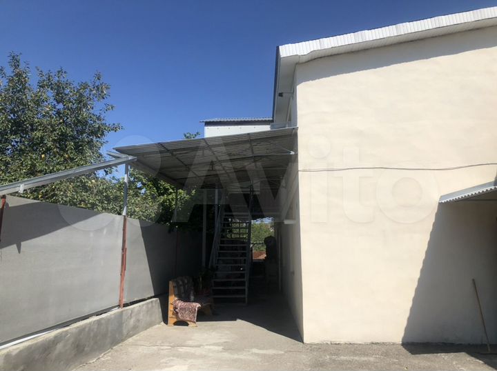 Дом 500 м² на участке 8 сот.