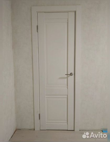 Двери межкомнатные из массива