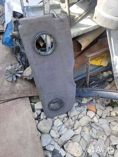 Задняя полка багажника на Пежо 206 хэтчбек