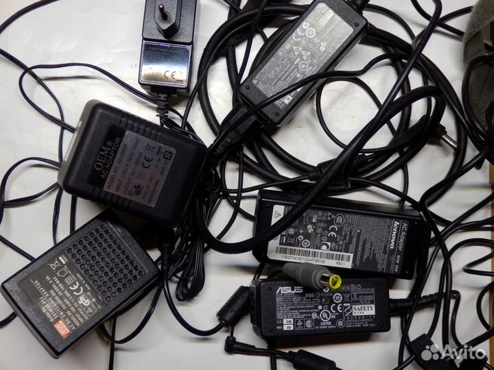 Блоки питания 12, 9, 7.5, 15 вольт 0,8-3,0 ампер