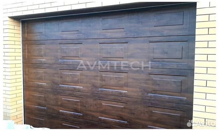 Секционные ворота