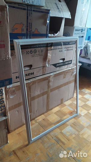 Рама большая белая 88х65см