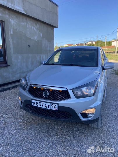 Дхо в решетку радиатора SSangYong Actyon Sport