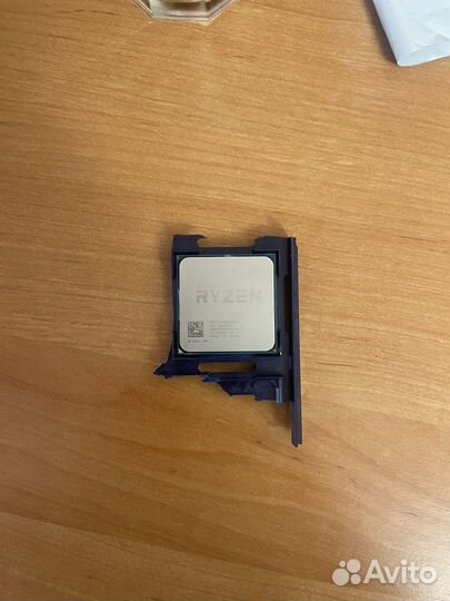 Процессор ryzen 2 2700x