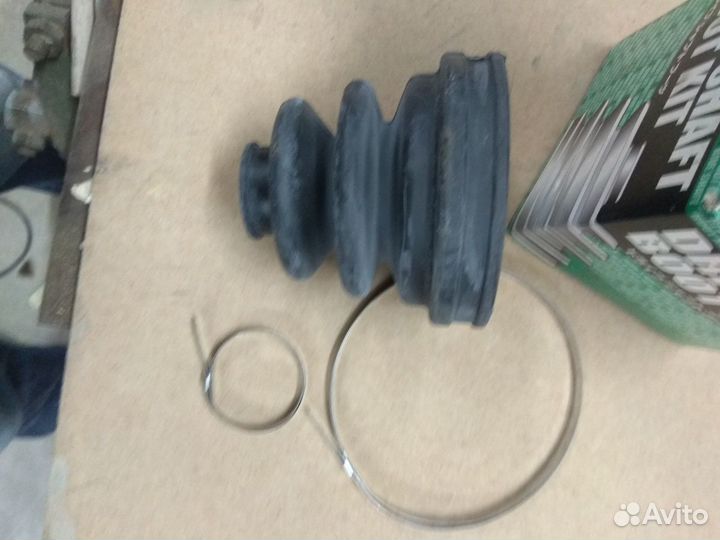 Пыльник шруса toyota estima