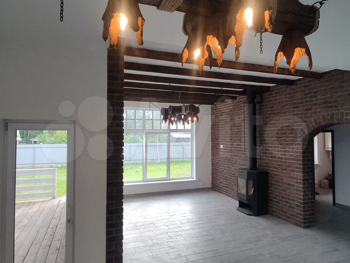 Дом 166,5 м² на участке 12 сот.