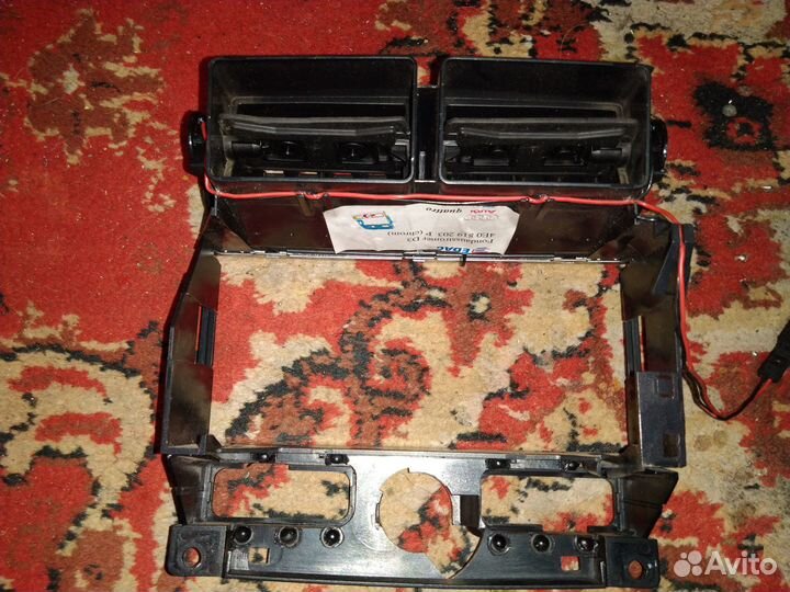 Панель (рамка) центральной консоли audi A8 D3