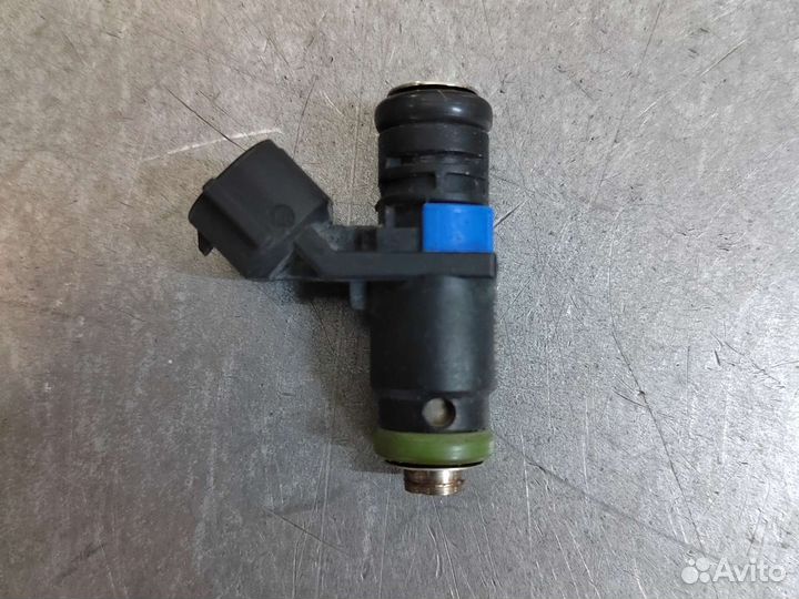 Топливная форсунка VW Polo Sedan, Skoda Rapid