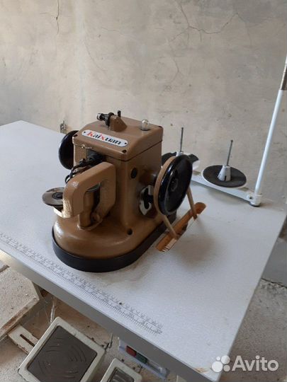 Швейная машина