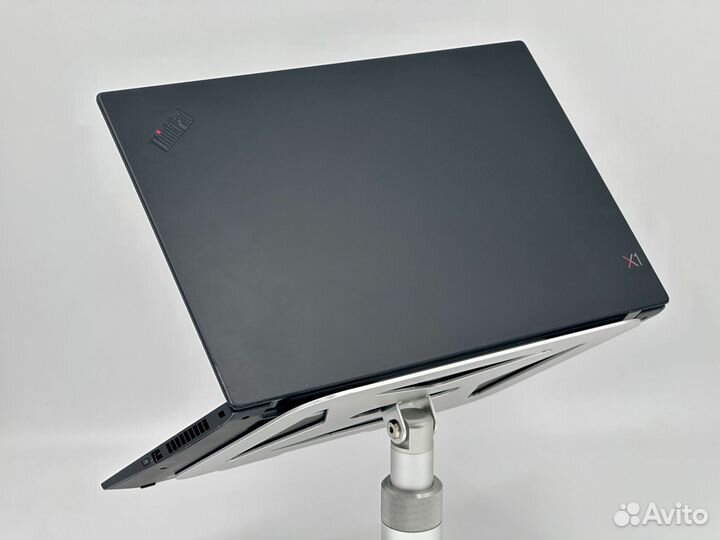 Ноутбук Lenovo ThinkPad x1 Carbon 7th i7-8665U