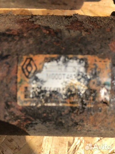 Стартер Renault Logan