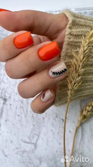 Маникюр в салоне