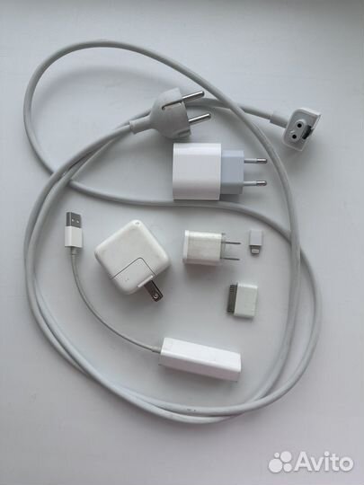 Зарядные устройства и шнуры от MacBook