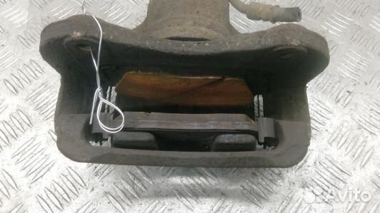 Суппорт тормозной передний правый hyundai IX35 1