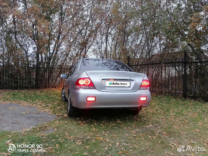 Mitsubishi Lancer 1.6 AT, 2006, 249 000 км