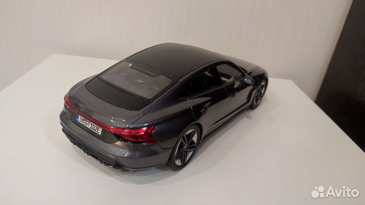 1:18 Audi RS e-tron GT