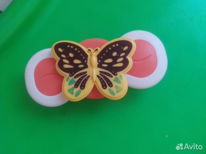 Игрушка на присоске