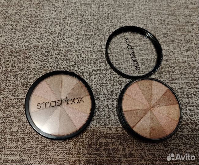 Пудра-хайлайтер Smashbox