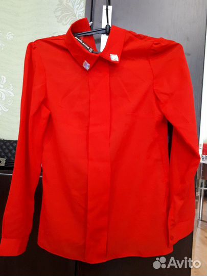 Продам новую блузку
