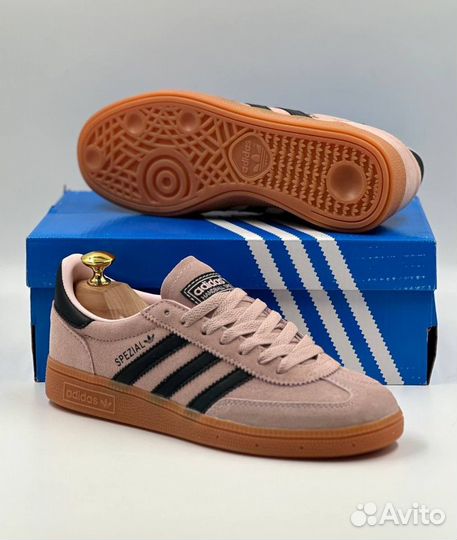 Кроссовки женские Adidas Spezial